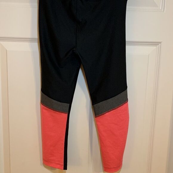 Under Armour extra small compression athletics leggings black & pink - Picture 3 of 6